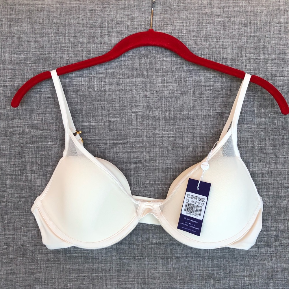 NWT Pepper All You Bra Classic 36B. Color: White Smoke.